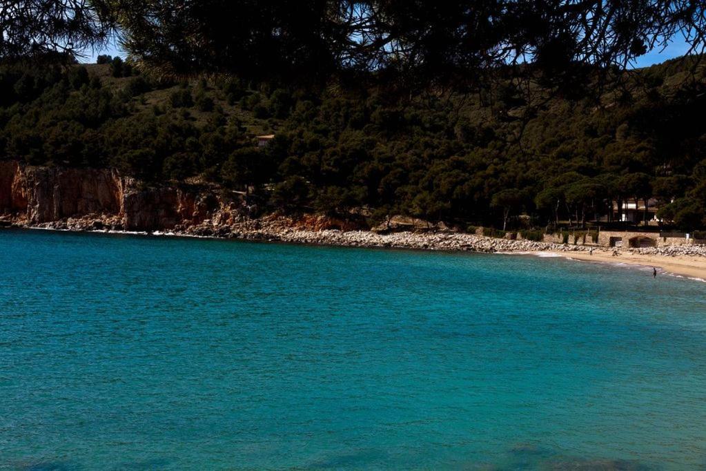 Apartamento Pie De Playa-Wifi Free L' Escala Eksteriør billede